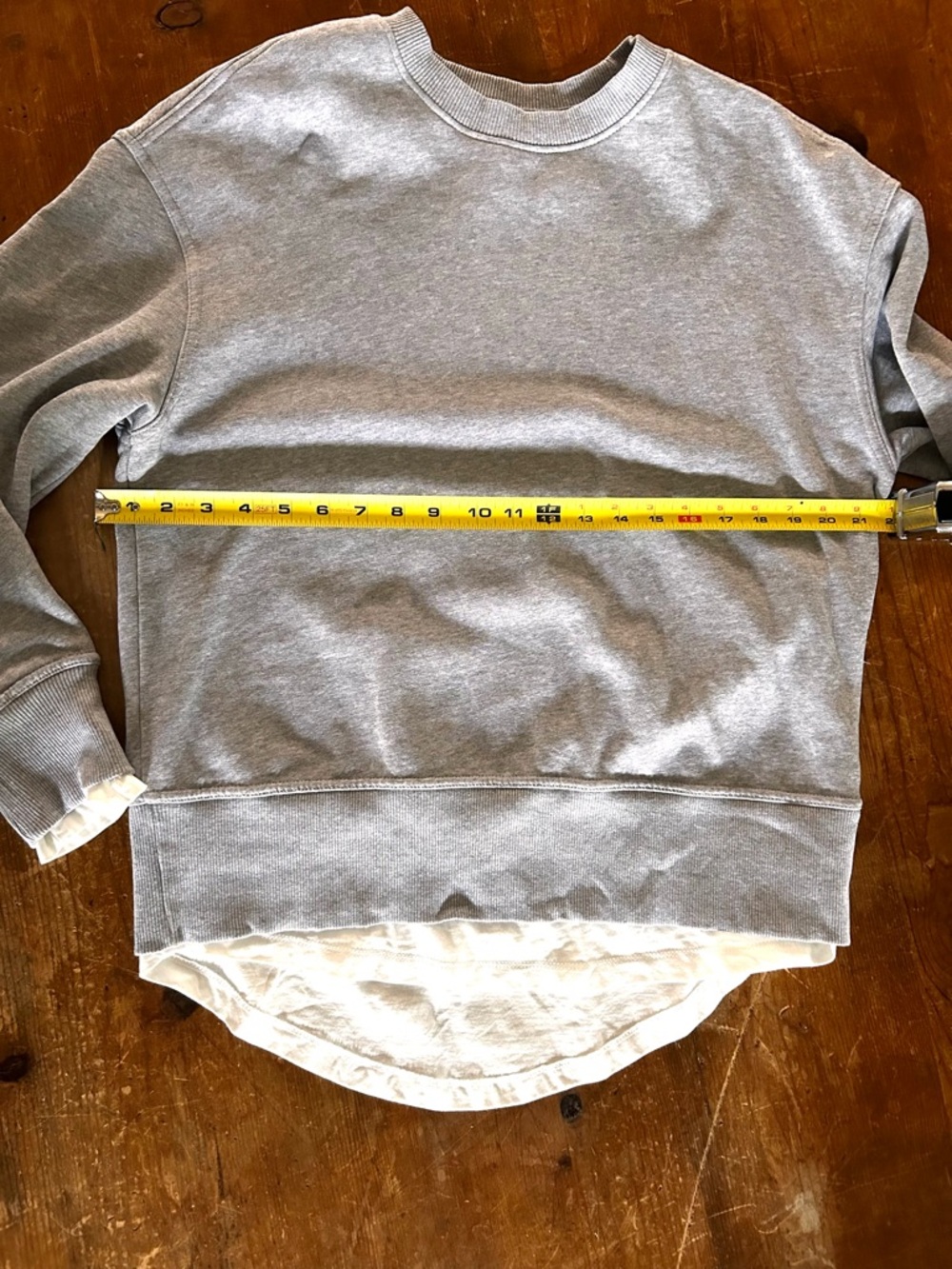 Zara long-sleeved combination sweatshirt in gray. Like new.